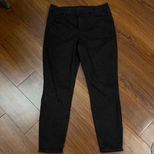 American Eagle black curvy jegging